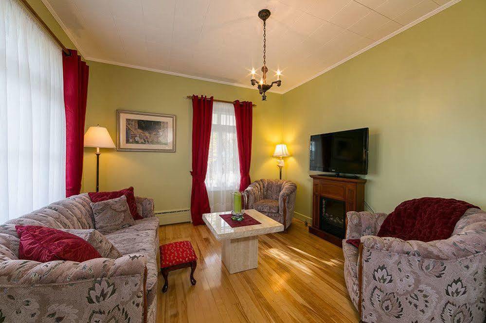 Auberge Gite Maison Des Lilas La Malbaie Dış mekan fotoğraf